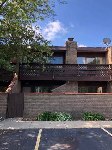 Main picture of 709 Kenneth Cir