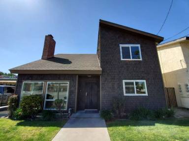 Main picture of 2920 E Artesia Blvd