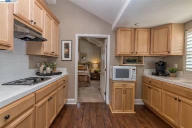 Main picture of 3004 Lusitana Dr