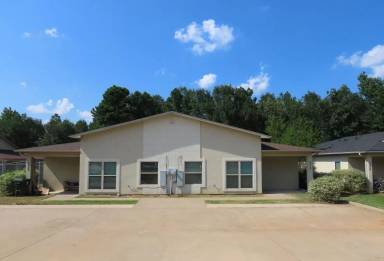 Main picture of 3928 McDonald Rd