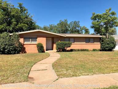Main picture of 2216 32nd St