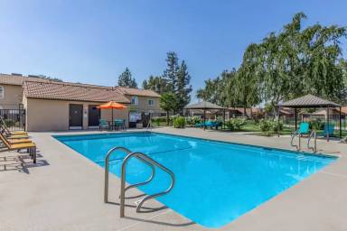Main picture of 4700 W Caldwell Ave