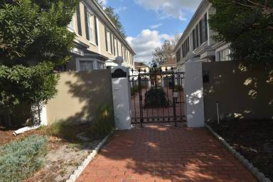Main picture of 308 S Bungalow Park Ave