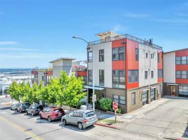 Main picture of 410 6th Ave