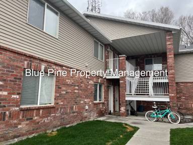 Main picture of 264 N 3rd E