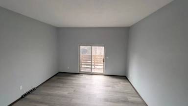 Main picture of 12 Sedalia Ave