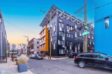 Main picture of Onion Flats