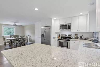 Main picture of 8752 Seabright Dr