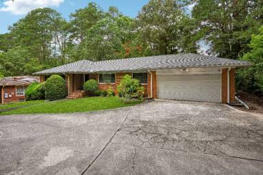 Main picture of 703 Waterford Rd NW