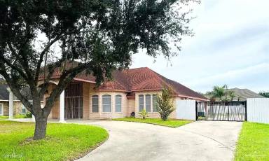 Main picture of 2901 Ocean View Dr