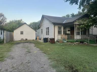 Main picture of 1921 S Washington Ave