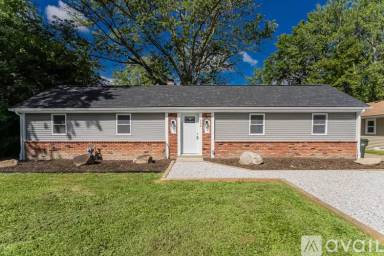 Main picture of 330 Abbe Rd