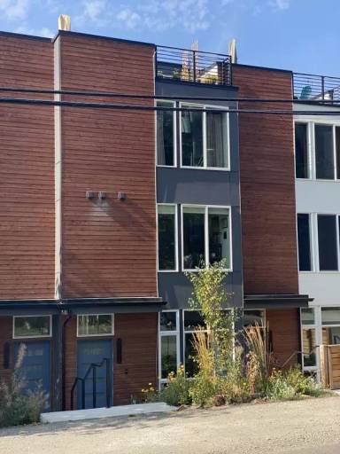 Main picture of 13735 35th Ave NE