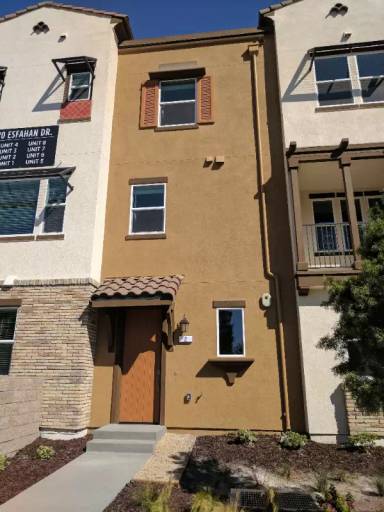 Main picture of 20 Esfahan Dr