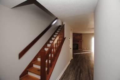 Main picture of 5664 Bennington Dr