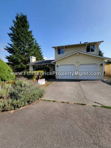 Main picture of 10028 39th Ave SW