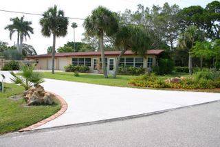Main picture of 105 Louella Ln