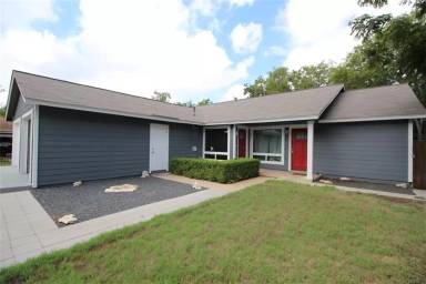 Main picture of 10702 Lanshire Dr