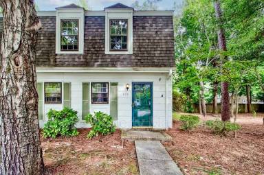 Main picture of 819 Seabury Ct