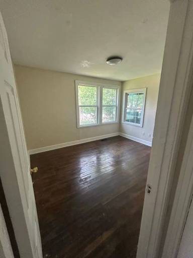 Main picture of 306 Boggs St