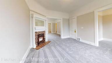 Main picture of 1903 Holmden Ave