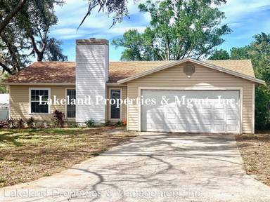 Main picture of 7410 Orange Crest Cir
