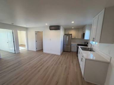 Main picture of 4692 Cherry Ave