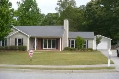 Main picture of 2400 Fortune Dr
