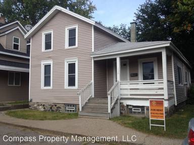 Main picture of 132 Diamond Pl SE