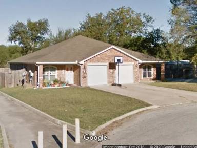 Main picture of 103 Jeff Gordon Dr