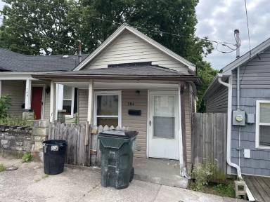 Main picture of 704 Florida St