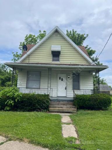 Main picture of 3225 Cottage Ave