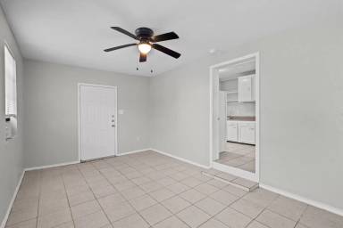 Main picture of 806 3rd Ave N