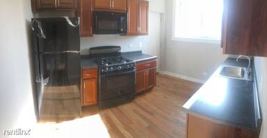 Main picture of 1151 E 72nd St