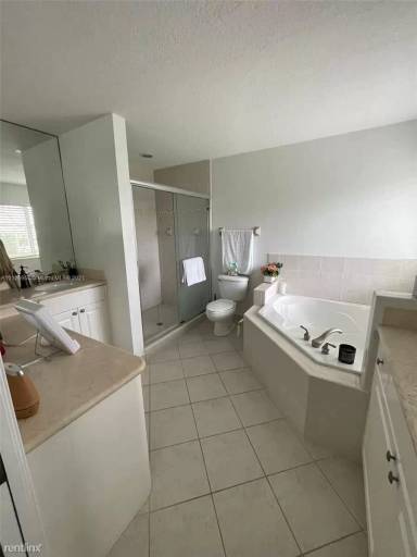 Main picture of 2771 Treasure Cove Cir