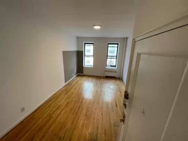 Main picture of 354 E 77th St