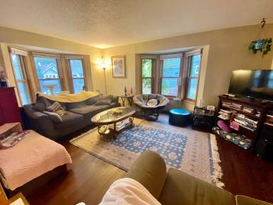 Main picture of 1089 23rd Ave SE