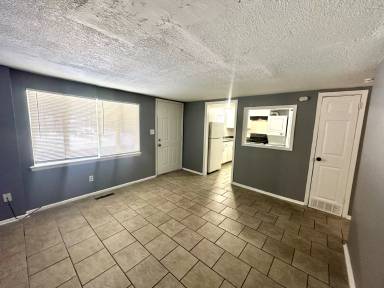 Main picture of 717 S Prairie St