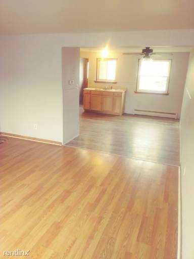 Main picture of 16 Floreis Ct
