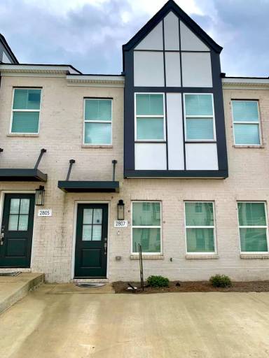 Main picture of 2807 Ridge Crest Ct