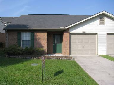 Main picture of 8023 Chambord Way