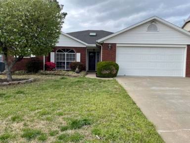 Main picture of 3607 W Beech Dr