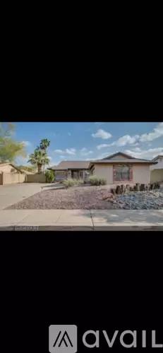 Main picture of 3933 E Salinas St