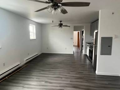 Main picture of 2555 S Alder St