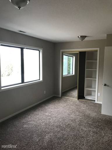 Main picture of 1611 SW Montgomery St