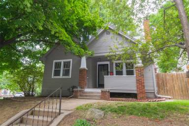 Main picture of 2819 N 49th Ave
