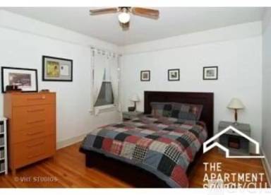Main picture of 120 S Austin Blvd