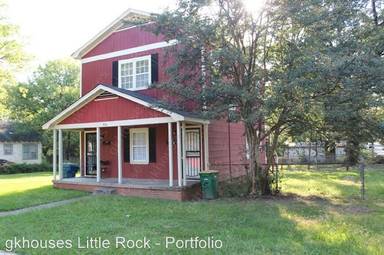 Main picture of 800 Lewis St