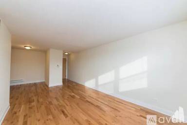 Main picture of 555 W Arlington Apartments