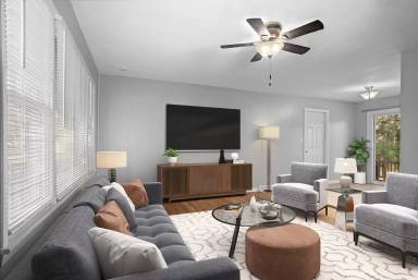 Main picture of 625 NW Village Dr